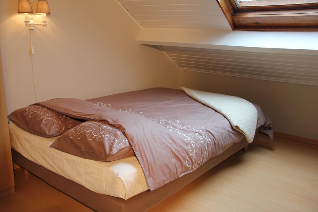 B&B Huize Bex NeerNeerpelt Habitación foto